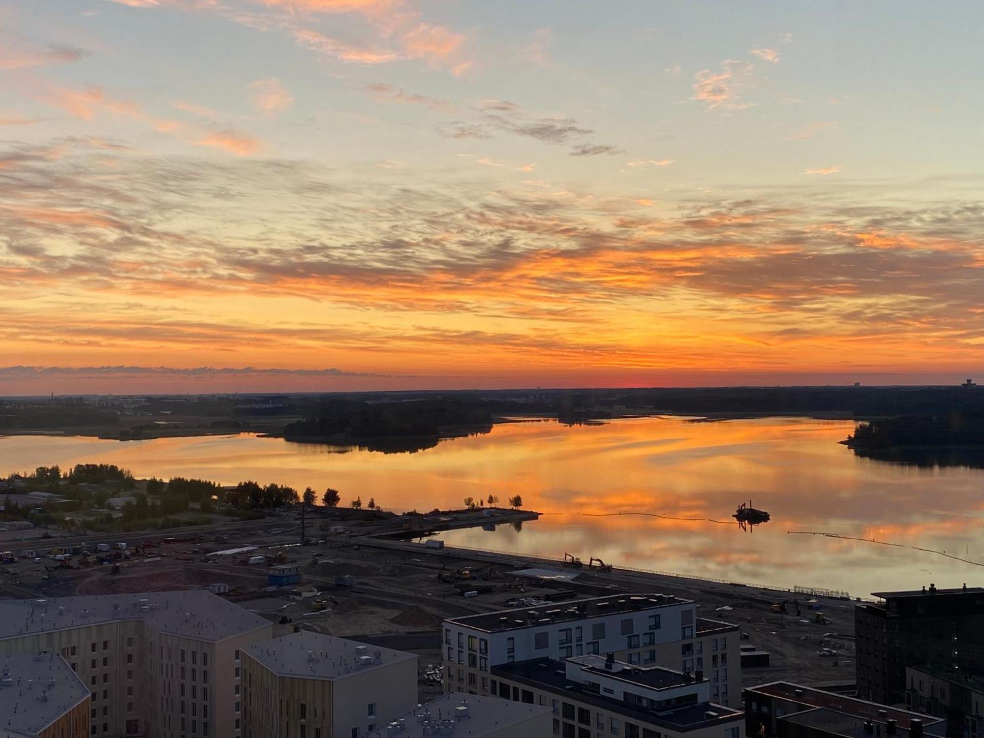 18Th Floor Helsinki High Point 1 Bdr Apartment With City View - Free Garage Parking Bagian luar foto